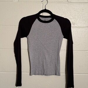Stylish Gray and Black Long Sleeve Top